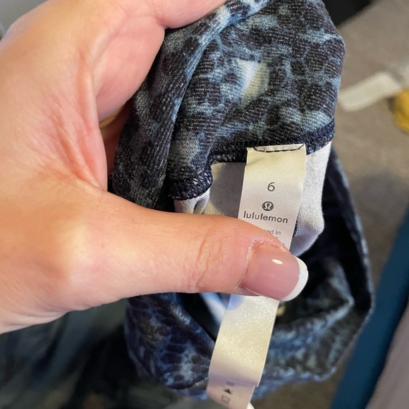 Lululemon Align - Picture 3 of 3
